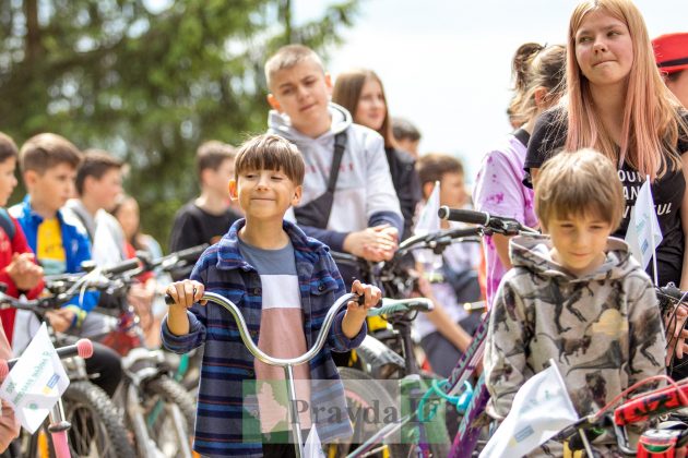 Долучилися дорослі і діти: у Франківську відбувся велопробіг ФОТОРЕПОРТАЖ