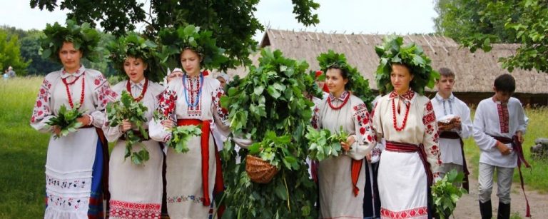 Як в Івано-Франківській громаді відзначатимуть Зелені свята. Програма