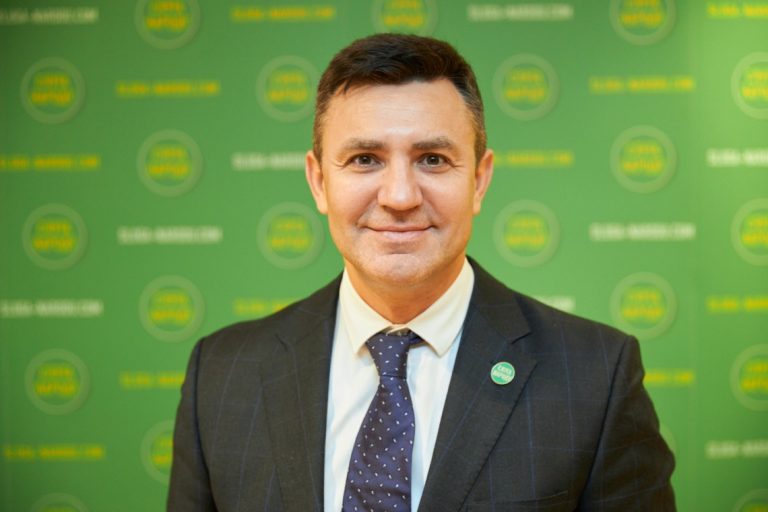 Бійка “слуг”: нардеп Тищенко напав на свого колегу Куницького у їдальні Верховної Ради