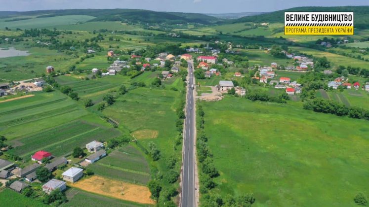 У селі Чесники триває капітальний ремонт дороги в рамках програми "Велике будівництво" ФОТО