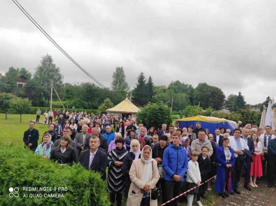 Десятки вірян відвідали прощу родин у Маріямполі ФОТО