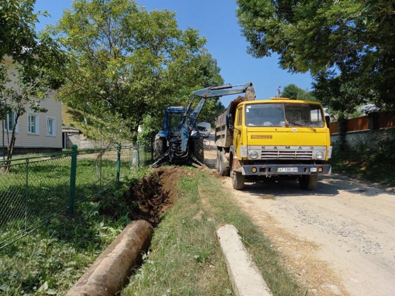 В одному із сіл Франківщини капітально ремонтують систему водовідведення ФОТО