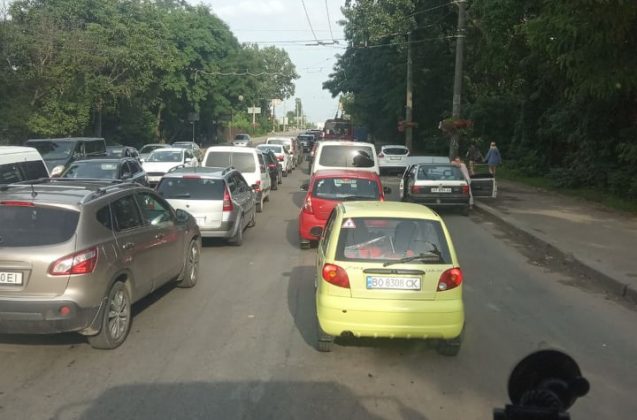 Операція "Сирена" - навчання франківської поліції паралізувало місто у "час пік"