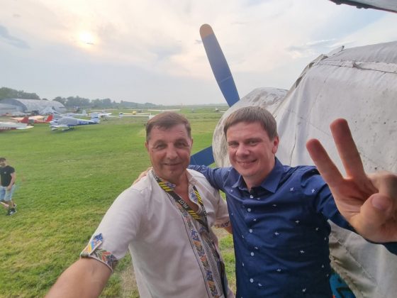 Відомий мандрівник Дмитро Комаров закликає владу Коломиї назвати місцевий аеродром на честь загиблого Ігора Табанюка ФОТО