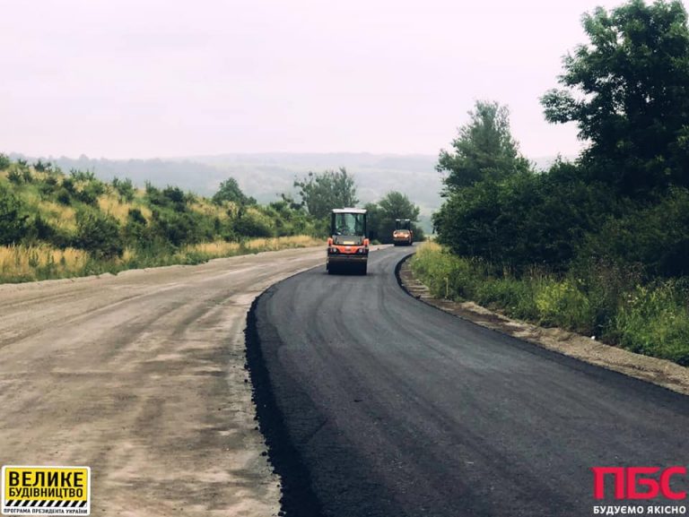 На Прикарпатті триває ремонт дороги Стрий-Знам’янка ФОТО