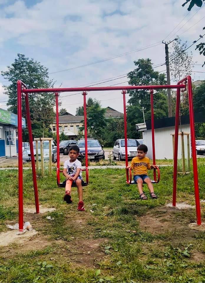 Для франківської малечі встановили ще один майданчик ФОТО