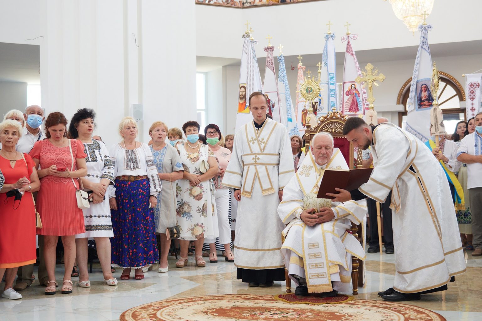 В Івано-Франківську на Вовчинецькій освятили новий храм ФОТО