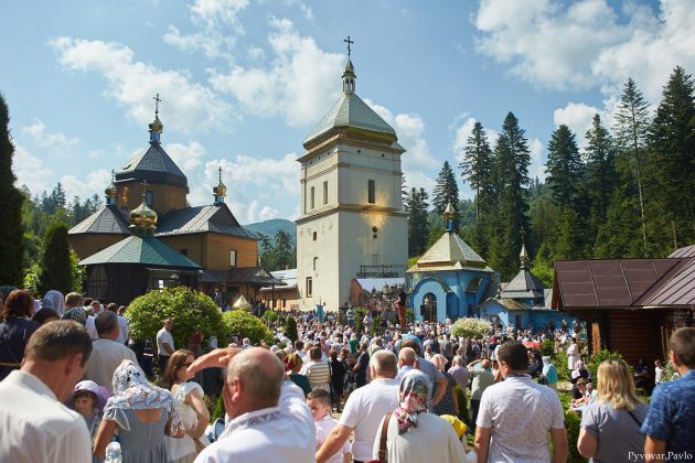 Мер Франківська отримав від Митрополита Епіфанія благословенну грамоту ФОТО