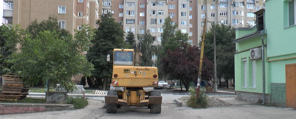 Відомо, скільки дворів цьогоріч облаштують у Франківську ФОТО та ВІДЕО