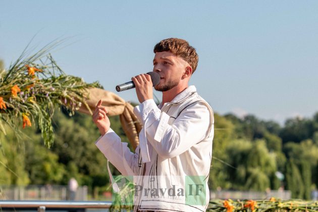 В Івано-Франківську влаштували купальську вечірку ФОТОРЕПОРТАЖ