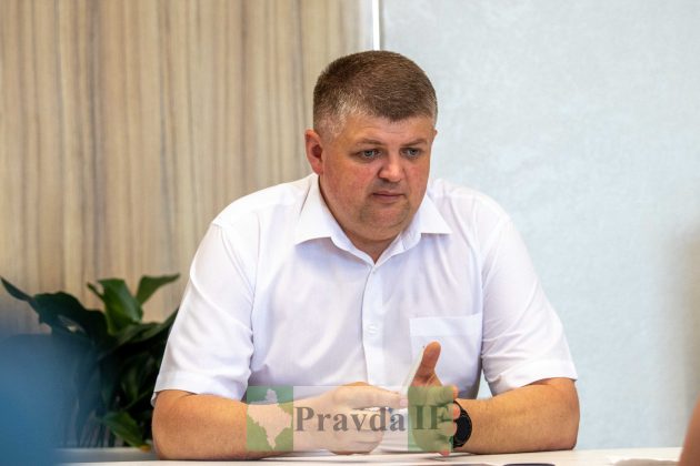 "Ми працюємо для людей і завжди оперативно реагуємо на усі звернення",- заступник міського голови Віталій Федорів
