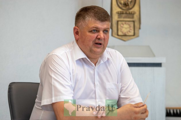 "Ми працюємо для людей і завжди оперативно реагуємо на усі звернення",- заступник міського голови Віталій Федорів