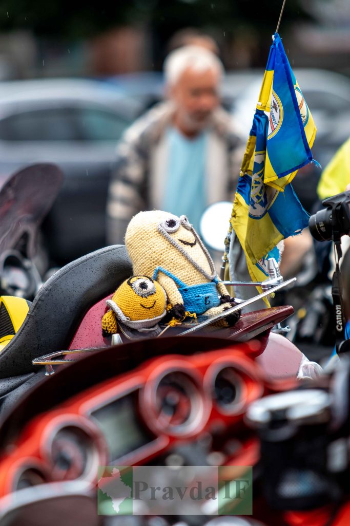 мотоциклісти