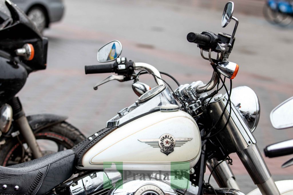 мотоциклісти