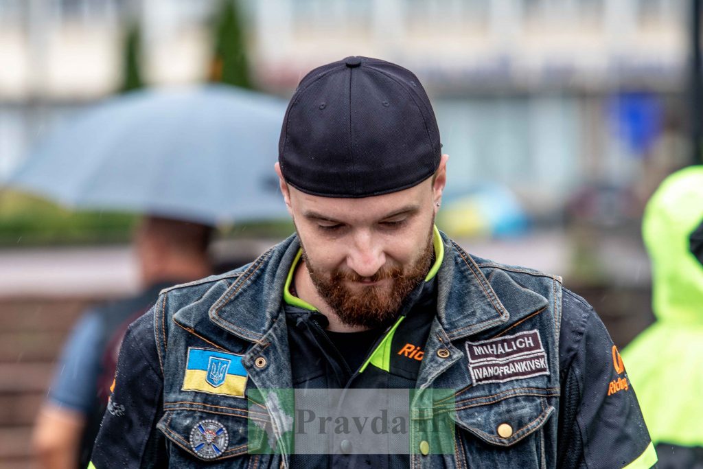 мотоциклісти