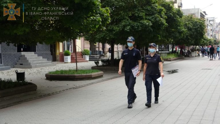 Рятувальники закликали франківців дотримуватись правил пожежної безпеки