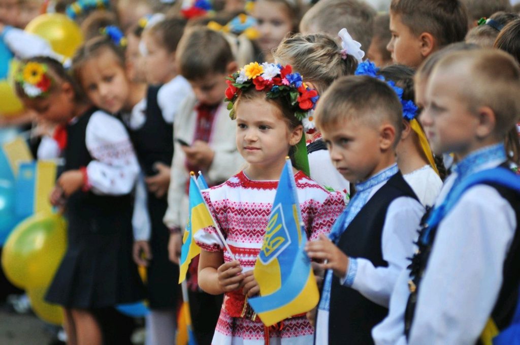 1 вересня усі школи Івано-Франківської громади проведуть лінійки офлайн