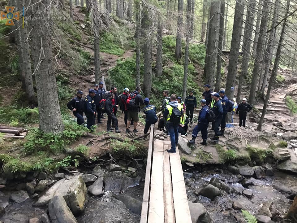 На Прикарпатті тривають пошуки хлопчика в районі гори Говерла ФОТО