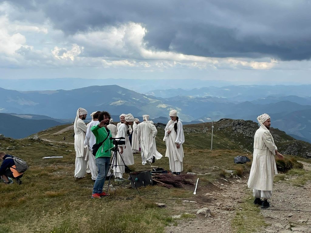 Актори Франківського драмтеатру зіграли "Енеїду" на вершині гори Піп Іван
