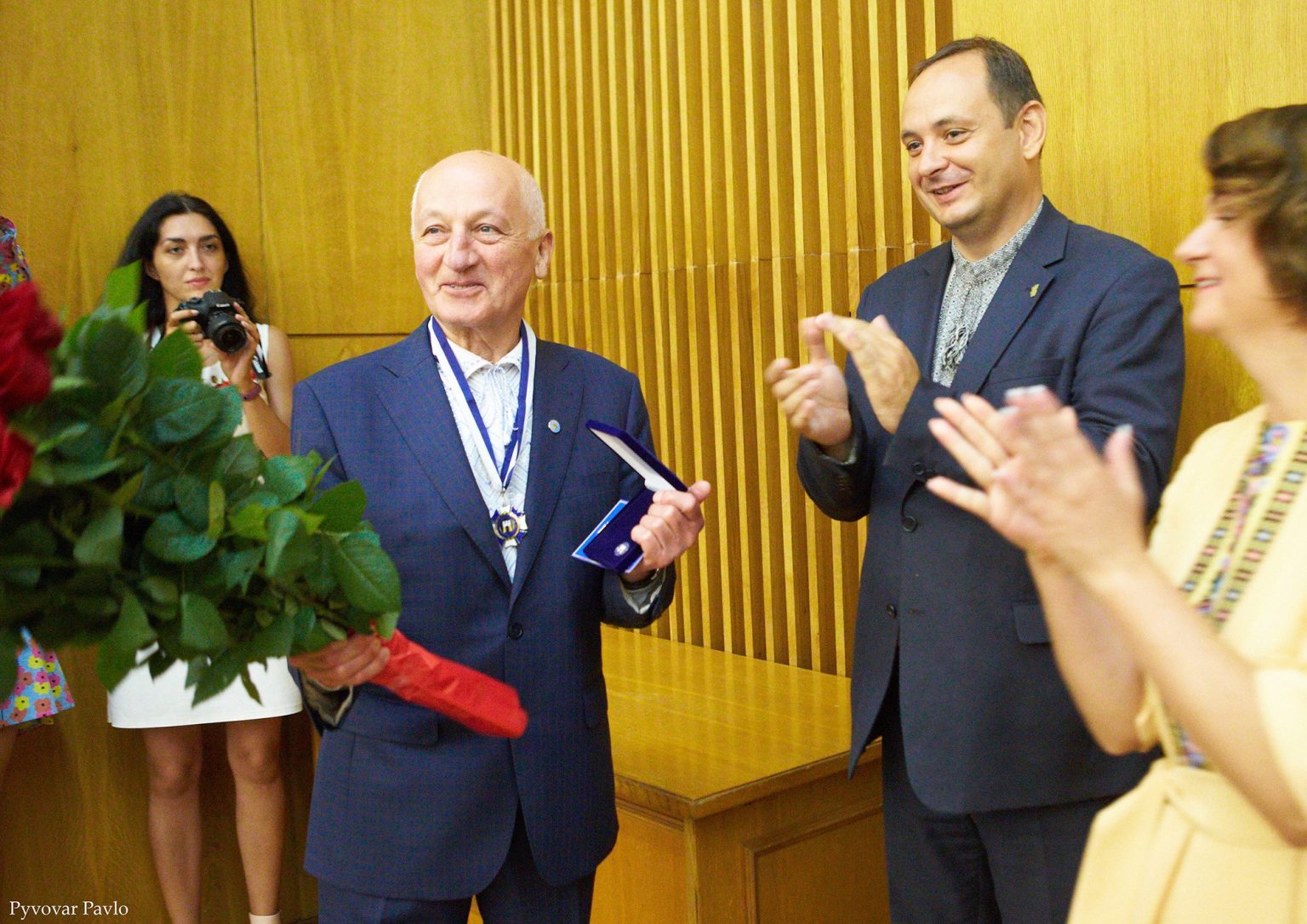 Марцінків вручив звання "Почесний Громадянин міста Івано-Франківська" голові товариства "Просвіта"
