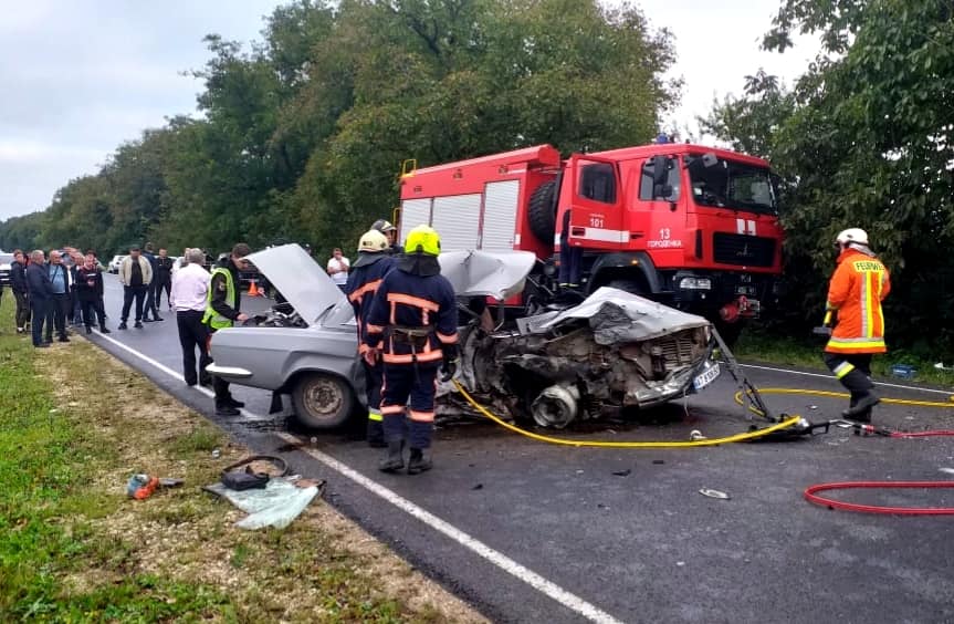 Поліція розпочала кримінальне провадження за фактом смертельної автотрощі на виїзді із Городенки