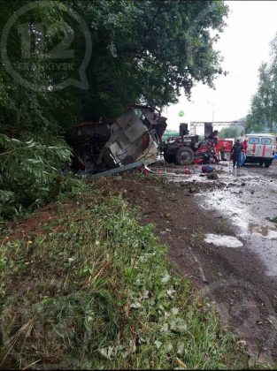 Травми отримали шість прикарпатських рятувальників - стали відомими деякі подробиці жахливої автотрощі поблизу Вигоди ФОТО