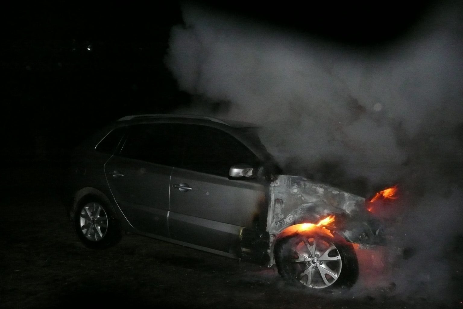 На Прикарпатті горів автомобіль