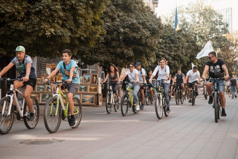 Цієї неділі на час велопробігу у середмісті Франківська обмежать рух транспорту