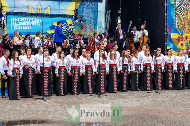 До Дня Незалежності у Івано-Франківську провели урочисте віче ФОТОРЕПОРТАЖ