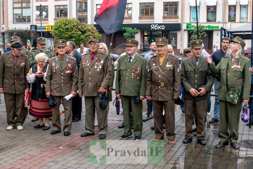 До Дня Незалежності у Івано-Франківську провели урочисте віче ФОТОРЕПОРТАЖ