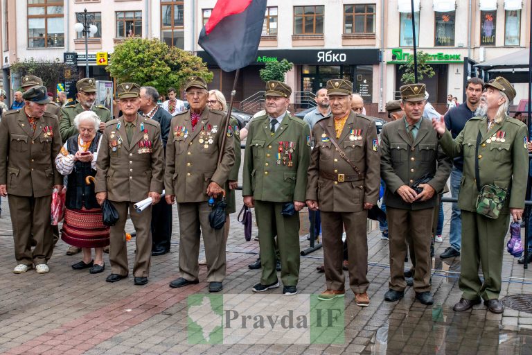 До Дня Незалежності у Івано-Франківську провели урочисте віче ФОТОРЕПОРТАЖ