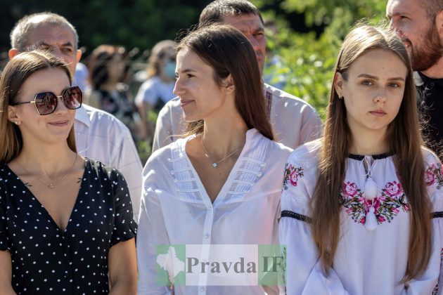 Яблучний Спас: Як в Івано-Франківську освячують фруктові кошики ФОТОРЕПОРТАЖ