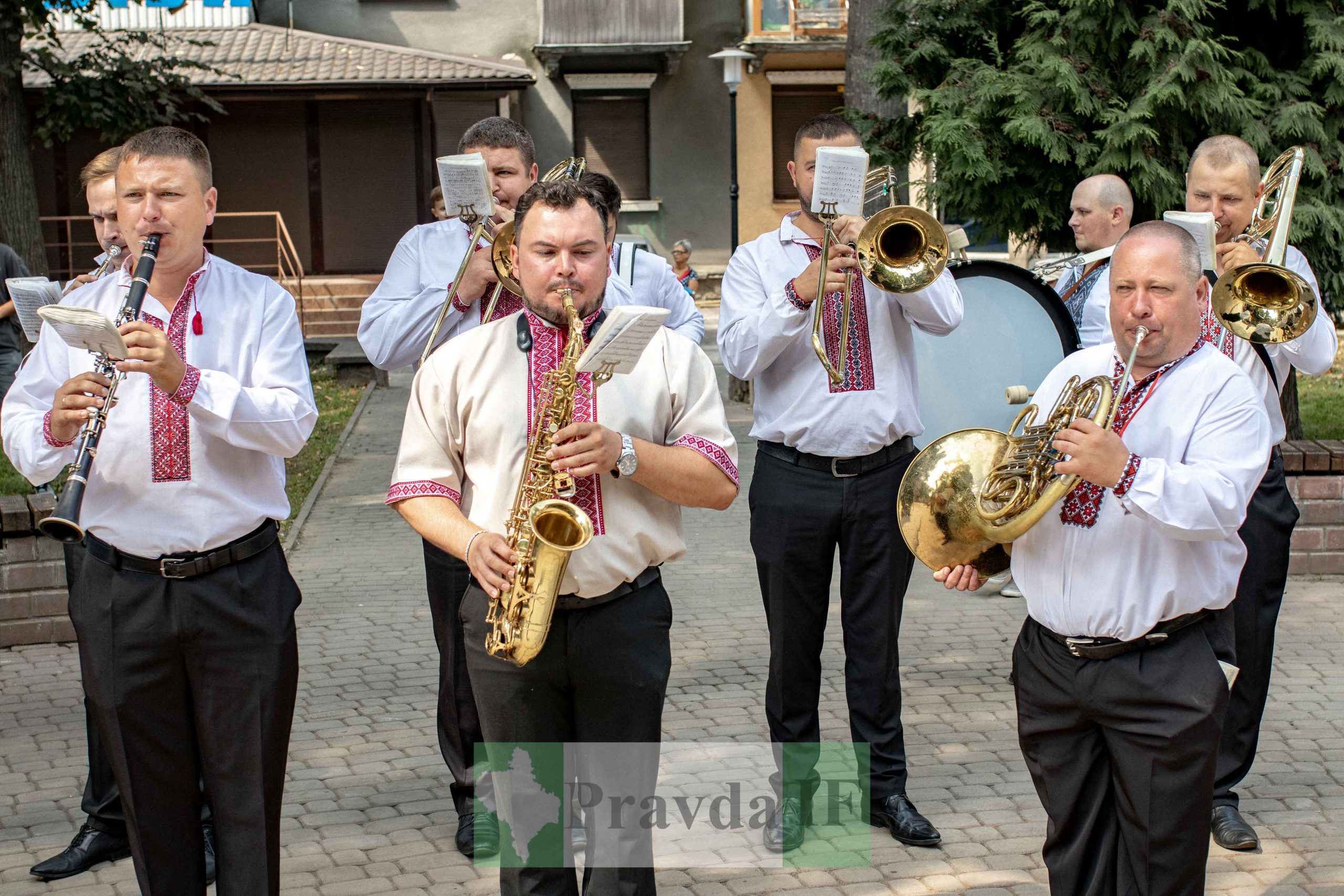 старовинний