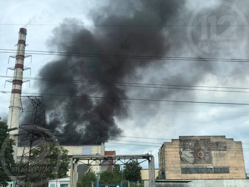 На Бурштинській ТЕС спалахнула пожежа ФОТО та ВІДЕО
