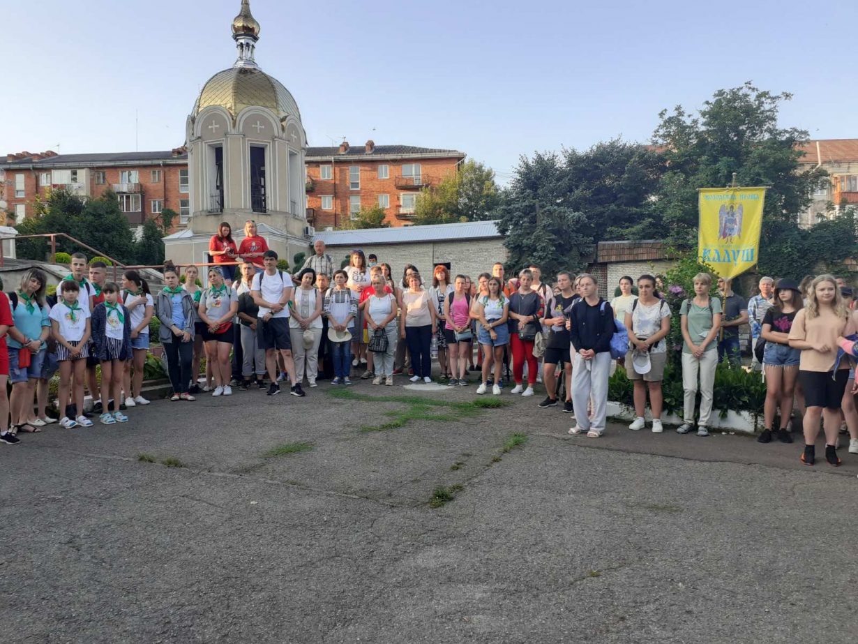 На Прикарпатті триває проща вірян до чудотворної ікони