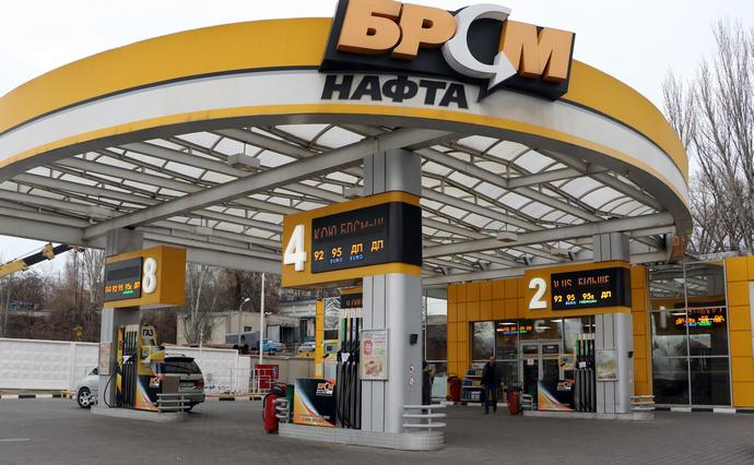 “Правий Сектор” оголосив бойкот заправкам “БРСМ-нафта” через фінансування московського патріархату та партії Шарія