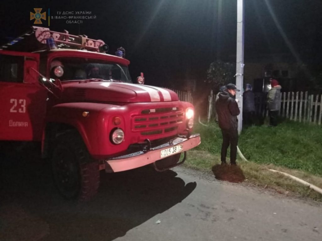 Відомі деталі жахливої пожежі будинку на Долинщині, на згарищі якого виявили мертву людину