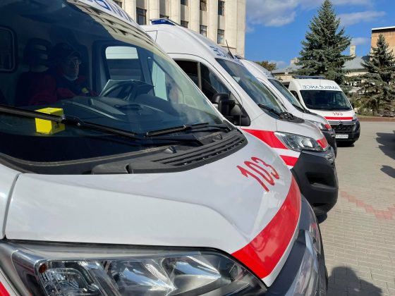 Прикарпаття отримало 29 нових автомобілів швидкої медичної допомоги ФОТО