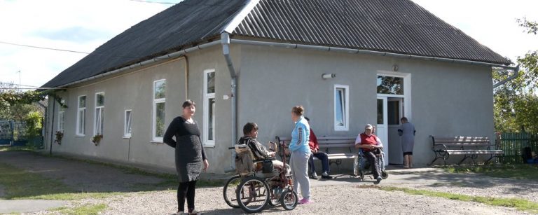 У Коломийському геріатричному пансіонаті виявили низку порушень ФОТО та ВІДЕО