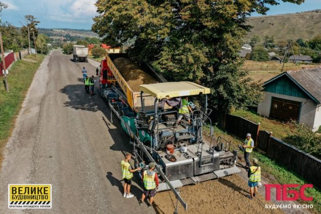 Триває ремонт дороги з Івано-Франківськ до Тернополя ФОТО