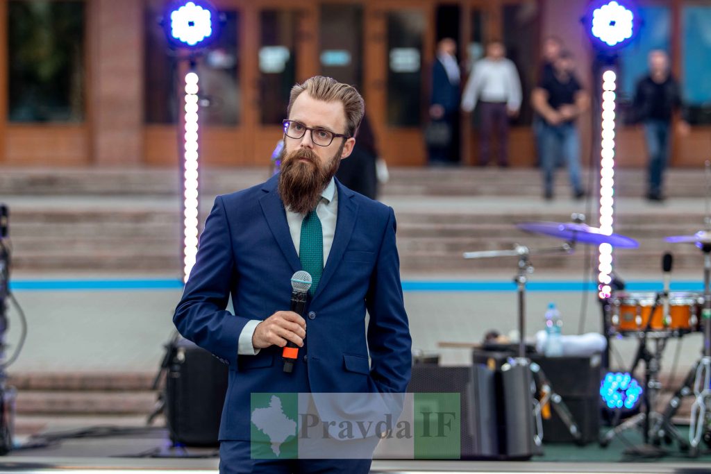 павільйону