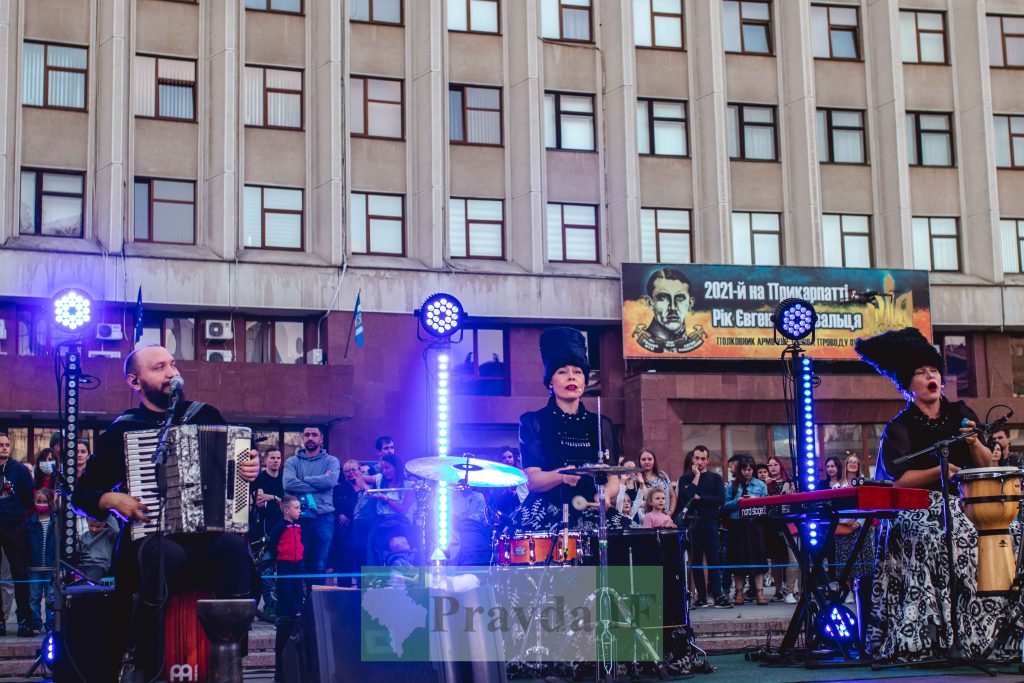 павільйону