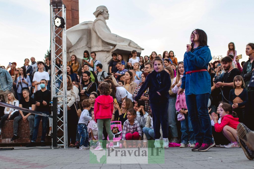 павільйону