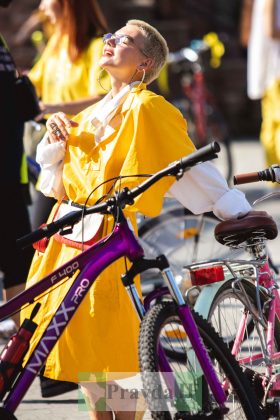 В Івано-Франківську відбувся традиційний 10-й Дівчачий велопарад ФОТОРЕПОРТАЖ