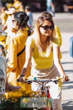 В Івано-Франківську відбувся традиційний 10-й Дівчачий велопарад ФОТОРЕПОРТАЖ