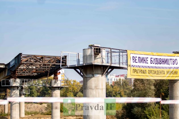 Будівництво нового моста на Пасічну обіцяють завершити до кінця наступного року ФОТОРЕПОРТАЖ