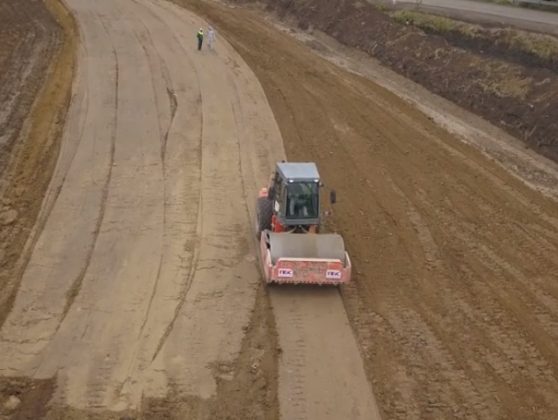 Дорожники реконструюють ділянку траси від Рогатина до Львівщини ФОТО