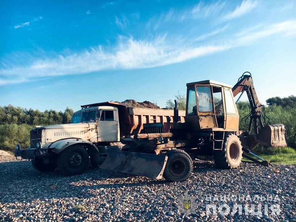 На Франківщині суд виніс вирок чоловіку, який крав гравій