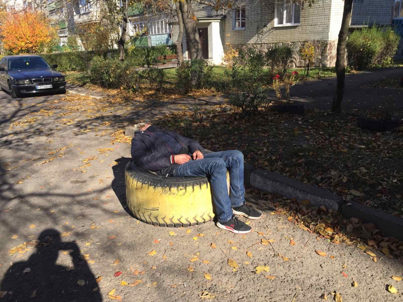 У Калуші муніципали виявили чоловіка в алкогольній комі ФОТО