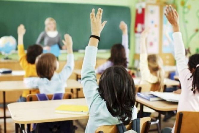 Школярі одного із франківських ліцеїв не повернулися до навчання
